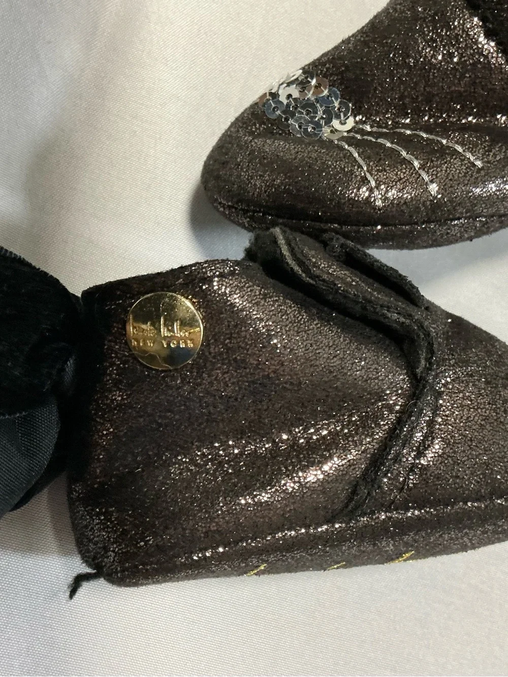 Nicole Miller New York baby girl black glitter sequin cat crib shoes booties